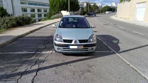 Renault Clio 1.5 Dci - 100cv Maio/04 - à venda - Ligeiros