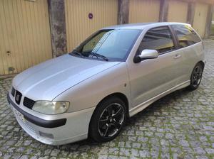 Seat Ibiza 1.9 TDI 110cv van Março/00 - à venda - Ligeiros