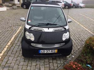 Smart ForTwo cabrio Maio/01 - à venda - Ligeiros