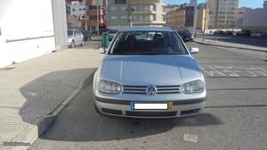 VW Golf 1.4 confortline Junho/01 - à venda - Ligeiros