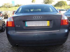 Audi A4 1.6 IMPECAVEL 02 Março/02 - à venda - Ligeiros