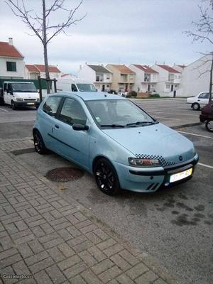 Fiat Punto Mk2 Maio/01 - à venda - Ligeiros Passageiros,