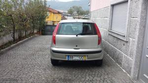 Fiat Punto  cv 16 v Janeiro/03 - à venda - Ligeiros