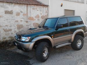 Nissan Patrol SE Fevereiro/99 - à venda - Ligeiros