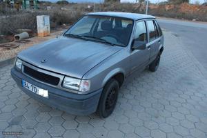 Opel Corsa A Swing cc Abril/92 - à venda - Ligeiros