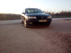 Opel Vectra 2.0 cdti Abril/98 - à venda - Ligeiros