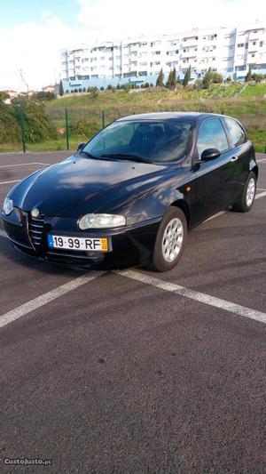 Alfa Romeo 147 Reinstale Fevereiro/01 - à venda - Ligeiros