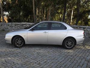 Alfa Romeo  jtd 1dono troco Maio/01 - à venda -