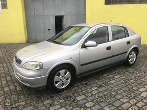 Opel Astra 1.4 Club Dezembro/02 - à venda - Ligeiros