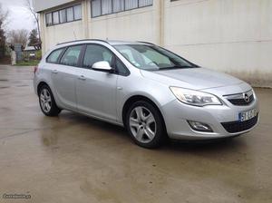 Opel Astra tourer 1.3 cdti Setembro/11 - à venda - Ligeiros