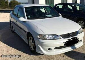 Opel Vectra 1.7 td Fevereiro/97 - à venda - Ligeiros