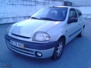 Renault Clio 1.2 - Dir. Assistida Abril/98 - à venda -