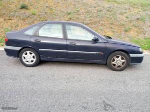 Renault Laguna 1.6 a/c 99 Abril/99 - à venda - Ligeiros