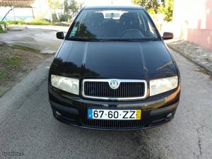 Skoda Fabia v Maio/05 - à venda - Ligeiros