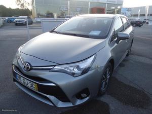 Toyota Avensis 1.6 D4D Exclusive Setembro/15 - à venda -