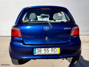 Toyota Yaris VTI-NACIONAL Fevereiro/01 - à venda - Ligeiros