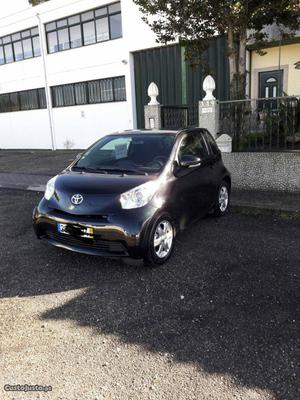 Toyota iQ IQ Março/09 - à venda - Ligeiros Passageiros,