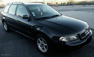 Audi A4 1.9 TDI s line Dezembro/99 - à venda - Ligeiros