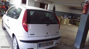 Fiat Punto 1.2 ELX Fevereiro/00 - à venda - Ligeiros