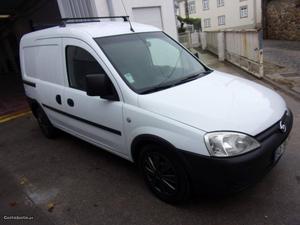 Opel Combo 1.3 CDTI  Dezembro/04 - à venda - Ligeiros