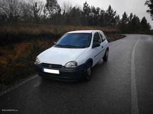 Opel Corsa 1.5 D Sport Abril/94 - à venda - Ligeiros