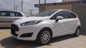 Ford Fiesta 1.5 Tdci Econetic Fevereiro/14 - à venda -