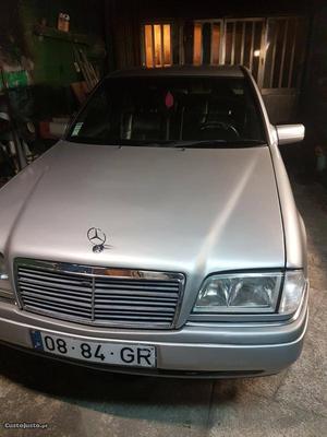 Mercedes-Benz C 250 w 202 Maio/96 - à venda - Ligeiros