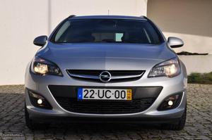 Opel Astra Sports Tourer 136cv Junho/15 - à venda -