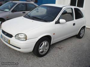 Opel Corsa  comercial Agosto/98 - à venda - Ligeiros