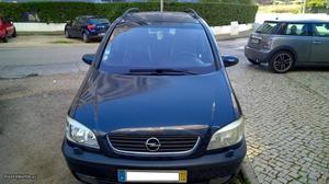 Opel Zafira Familiar 7 lugares Outubro/02 - à venda -
