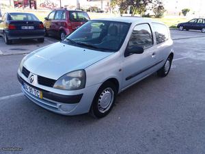 Renault Clio 1.5 dci  Fevereiro/02 - à venda - Ligeiros