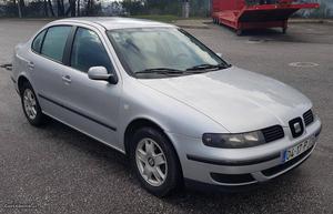 Seat Toledo 1.6 SR 100Cavalos Abril/00 - à venda - Ligeiros