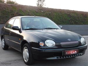 Toyota Corolla Luna 1.3i Abril/98 - à venda - Ligeiros