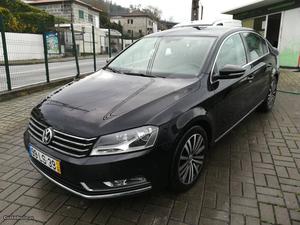 VW Passat 2.0 TDI Highline DSG Maio/11 - à venda - Ligeiros