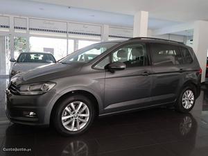 VW Touran 1.6 TDi Comfort Novembro/16 - à venda -