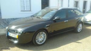 Alfa Romeo 159 SW 2.0JTDm136cv Dist Março/11 - à venda -