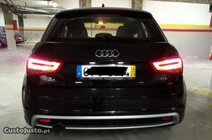 Audi A1 sportback s line Novembro/14 - à venda - Ligeiros