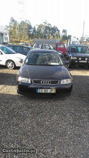 Audi A3 1.6 Fevereiro/98 - à venda - Descapotável /