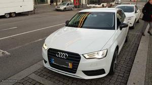 Audi A3 SPORT  cv Novembro/12 - à venda - Ligeiros