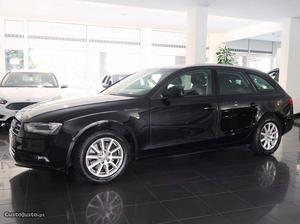 Audi A4 Avant 2.0 TDi Bus L Dezembro/13 - à venda -