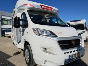 Autocaravana Challenger 398 EB  Maio/15 - à venda -