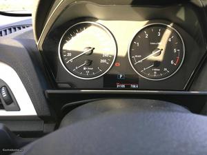 BMW 116 Advantage 116cv Aut. Outubro/16 - à venda -