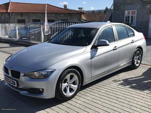 BMW 320 D EfficientDyn Navi Maio/12 - à venda - Ligeiros