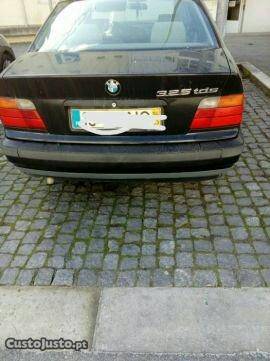 BMW 325 tds aceito troca Março/94 - à venda - Ligeiros