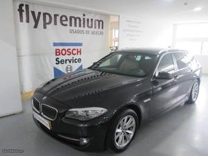 BMW 520 d Touring Auto Janeiro/13 - à venda - Ligeiros