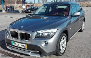 BMW X1 X1 18 D SDrive NAC Janeiro/11 - à venda - Monovolume
