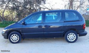 Chrysler Voyager GASOLINA, 2.4 Novembro/99 - à venda -