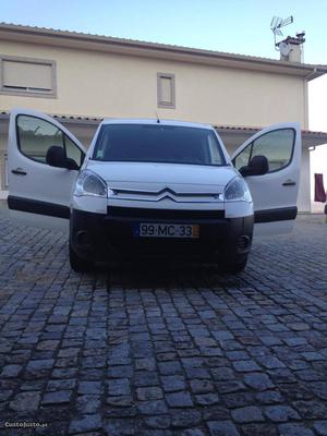 Citroën Berlingo Van Agosto/11 - à venda - Comerciais /