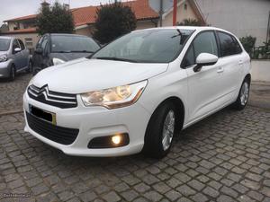 Citroën C4 1.6 hdi seduction Abril/14 - à venda - Ligeiros