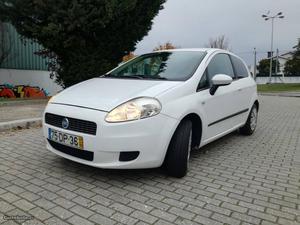 Fiat Grande Punto 1.3 multijet fresh Maio/07 - à venda -